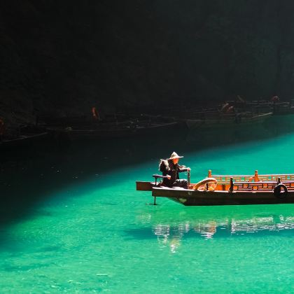神农架风景区+长江三峡+三峡大坝+恩施大峡谷7日6晚私家团