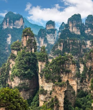 6D5N•Zhangjiajie National Forest Park + Zhangjiajie Grand Canyon (Glass Bridge) + Baofeng Lake + Tianmen Mountain National Forest Park + Fenghuang Ancient Town