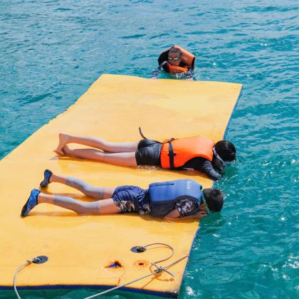 户外活动•海南6日冬令营研学独立营•雨林穿越+椰子树跳水+手工咖啡+娘惹糕制作+浮潜畅玩+槟榔谷黎苗文化+冲浪+疍家渔排