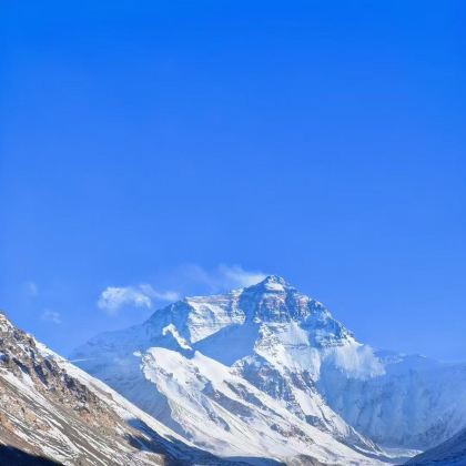 中国西藏雅鲁藏布大峡谷+南迦巴瓦峰+奇林峡风景区+羊卓雍错+珠峰大本营+纳木措景区6日5晚跟团游
