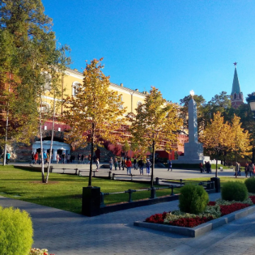 俄罗斯莫斯科+圣彼得堡+克里姆林宫+冬宫+谢尔盖圣三一修道院9日8晚私家团