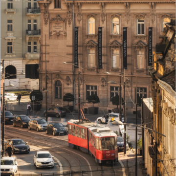 塞尔维亚12日11晚私家团