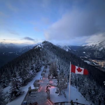 加拿大温哥华+维多利亚+班夫+幽鹤国家公园+多伦多+蒙特利尔+渥太华13日12晚拼小团