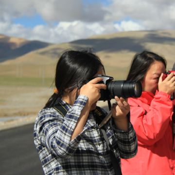 拉萨+日喀则+阿里+冈仁波齐+札达土林国家地质公园‌+班公错+佩枯错+珠峰大本营+扎什伦布寺+羊卓雍错8日7晚拼小团