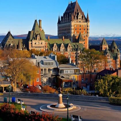 加拿大多伦多+尼亚加拉瀑布+金斯顿+渥太华+蒙特利尔+魁北克城11日10晚拼小团