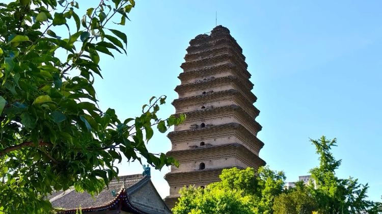 5-Day Private Exclusive Tour & No Stranger Sharing & Custom Itinerary & Emperor Qinshihuang's Mausoleum Site Museum + Terracotta Warriors DIY Experience + Grand Tang Mall + Mount Hua