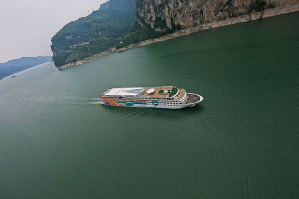 5-day · Yangtze River Three Gorges · Yichang-Badong-Wushan County-Yichang-Fengjie County-Chongqing