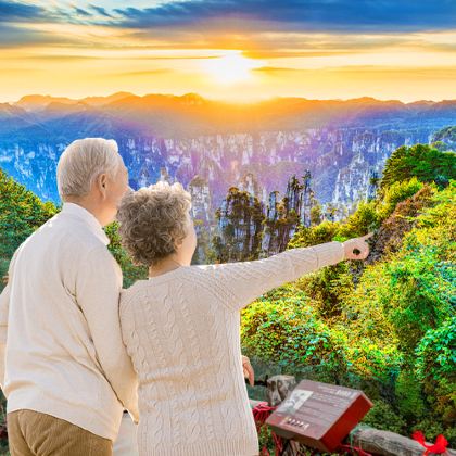 张家界+武陵源+天门山+芙蓉镇+凤凰6日5晚私家团