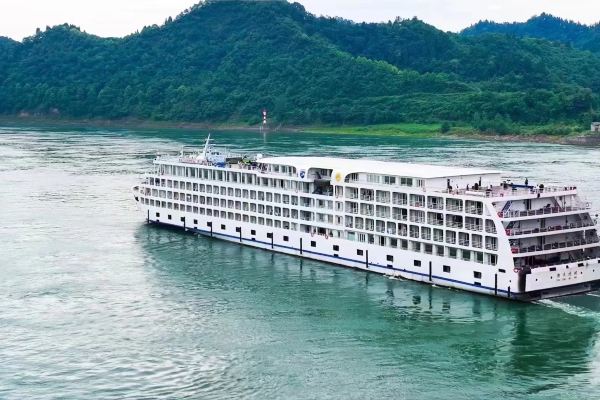 6-day · Yangtze River Three Gorges · Chongqing-Fengdu County-Zhong County-Fengjie County-Wushan County-Badong-Yichang-Yueyang-Wuhan
