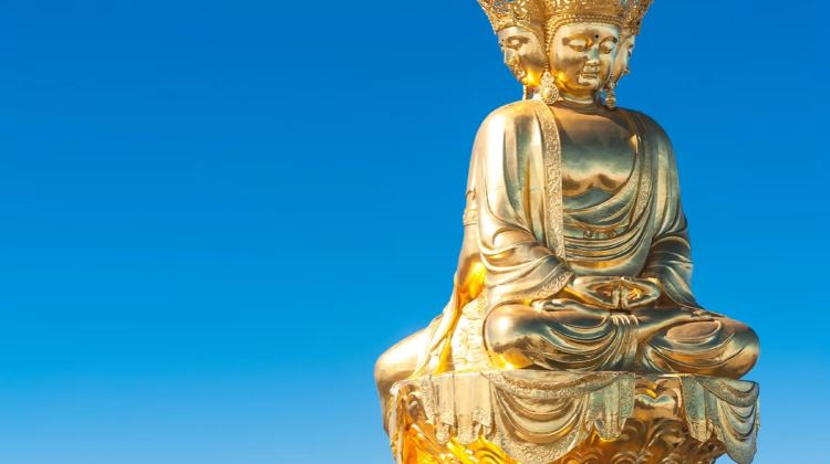 5D4N · Private Tours · Chengdu Panda & 4 UNESCO Heritage Trip: Jiuzhaigou, Huanglong, Leshan Giant Buddha, Mount Emei - high-speed rail, hotels, full tickets included