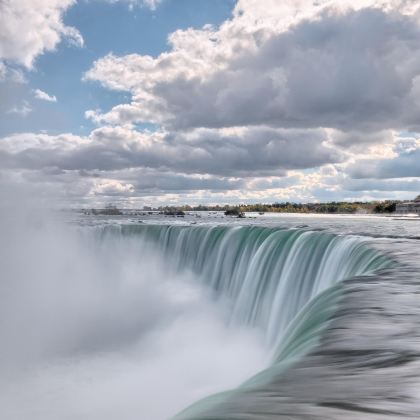 加拿大多伦多+渥太华+魁北克城+金斯顿+尼亚加拉瀑布7日6晚拼小团