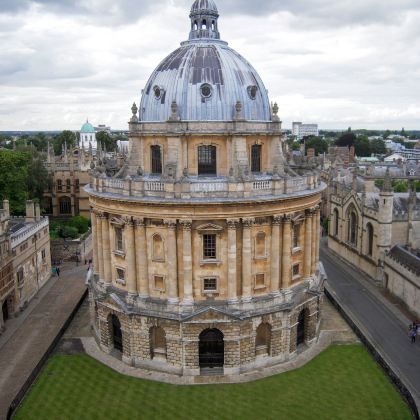 英国英格兰+苏格兰6日5晚跟团游