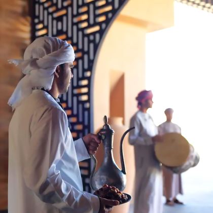 阿曼马斯喀特+绿山+尼兹瓦+瓦希巴金沙+苏尔7日6晚私家团