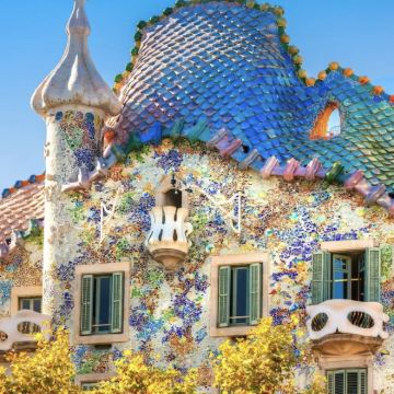 西班牙巴塞罗那+马德里+塞维利亚+龙达+格拉纳达11日10晚拼小团