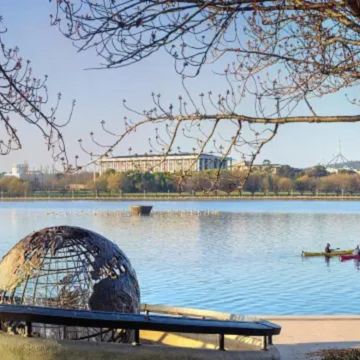 堪培拉+科金顿绿色花园+伯利·格里芬湖7日6晚拼小团