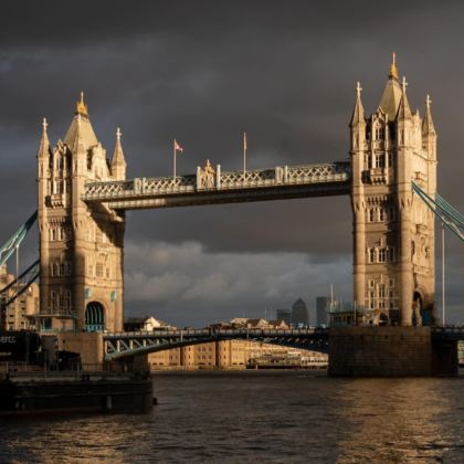 英国伦敦+剑桥+温德米尔+爱丁堡+约克+苏格兰高地+天空岛11日10晚私家团