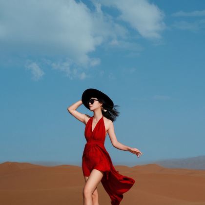 青海湖景区+茶卡盐湖+察尔汗盐湖+乌素特水上雅丹地质公园+黑独山+敦煌莫高窟7日6晚拼小团