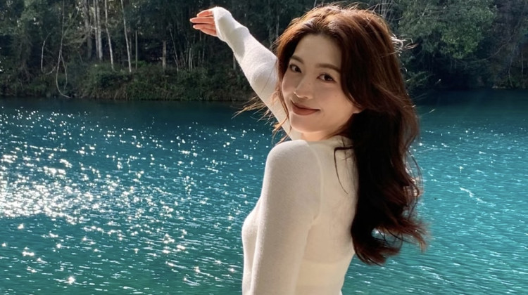 恩施市5日4晚私家团·〖VIP礼遇·游山玩水·肆意洒脱〗1单1团·包车游·车型自选| 行程可调『景区必消全含| 4~5人升GM8商务车』@大峡谷全景·赠索道上行+下行扶梯 | 玻璃海屏山·含50船票 |地心谷 | 梭布垭·赠山海经