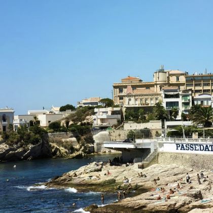 法国巴黎+里昂+普罗旺斯-阿尔卑斯-蓝色海岸大区10日9晚拼小团