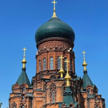 吉林长春+长白山+哈尔滨6日5晚跟团游