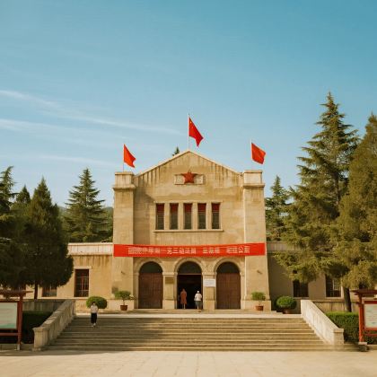 西安+延安+壶口瀑布+法门寺+兵马俑+华清池6日5晚跟团游