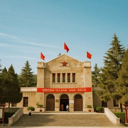 西安+延安+壶口瀑布+法门寺+兵马俑+华清池6日5晚跟团游