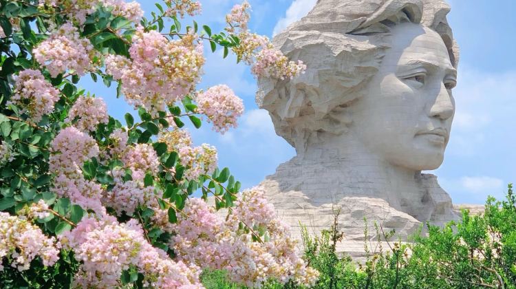 6D5N · Private Tours · Orange Island + Tianmen Mountain National Forest Park + Zhangjiajie Grand Canyon + Fenghuang Ancient Town