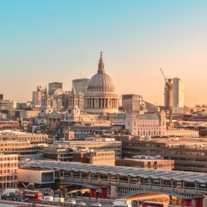 英国伦敦+爱丁堡+苏格兰高地+牛津+曼彻斯特+巴斯+七姐妹悬崖16日15晚拼小团
