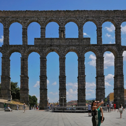 西班牙巴塞罗那+帕尔马马洛卡+马德里7日6晚拼小团