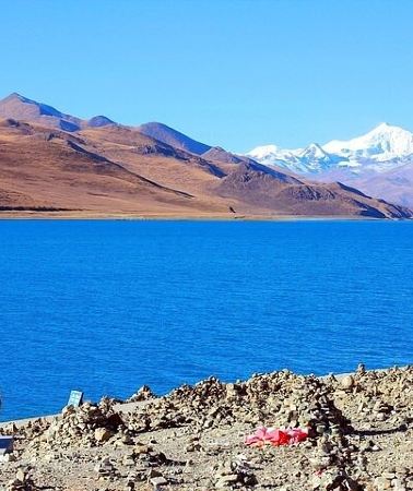 6D5N • 6-Day Small Group Lhasa, Yamdrok and Shigatse Tour from Chengdu
