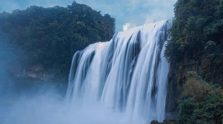 7D6N · Group Tours · Guiyang + Huangguoshu Waterfall + Mount Fanjing + Libo + Zhenyuan County + Xijiang Qianhu Miao Village