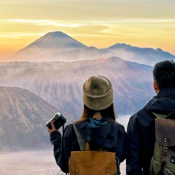 印度尼西亚巴厘岛+布罗莫火山+伊真火山+罗威纳海滩+佩妮达岛5日4晚私家团