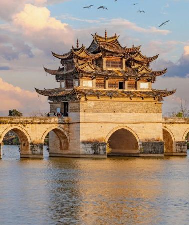 7日6晚 • 建水、彌勒、撫仙湖、昆明