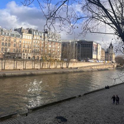 巴黎+塞尔维亚9日7晚拼小团