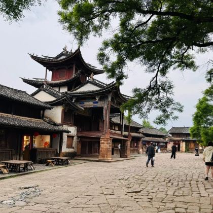 洱海+苍山+鸡足山+巍山古城+沙溪古镇+诺邓古村8日7晚私家团