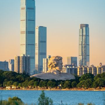 长沙+湖南省博物馆+橘子洲景区+韶山+衡阳+岳阳6日5晚跟团游