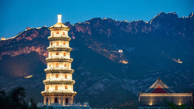 7-Day Beijing, Chengde & Ulan Butong Grassland  Discover Imperial Heritage, Majestic Great Wall, Charming Water Town and Vast Grassland in One Unforgettable Journey