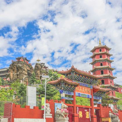 内蒙古呼和浩特+希拉穆仁草原+响沙湾+红石崖国家生态公园5日4晚拼小团