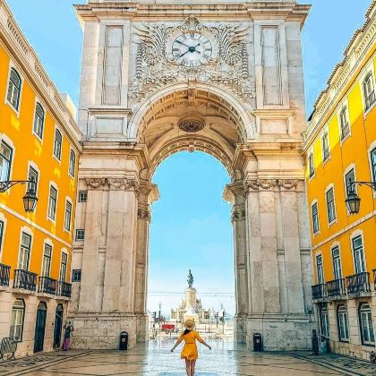 西班牙马德里+葡萄牙里斯本+龙达+塞维利亚+格拉纳达11日10晚私家团