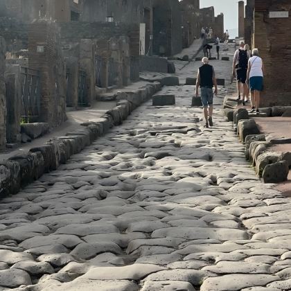 意大利8日7晚拼小团