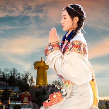 云南昆明+大理市+丽江+香格里拉+玉龙雪山7日6晚跟团游