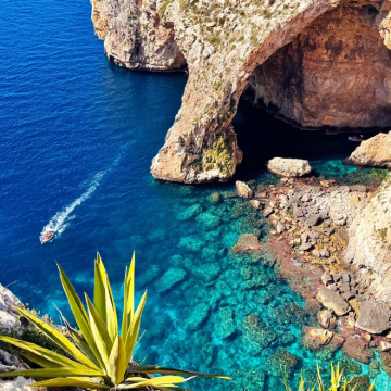 马耳他瓦莱塔8日7晚拼小团