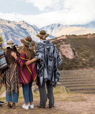 5D4N • 4-Day: Sacred Valley, Machu Picchu, Rainbow Mountain and Humantay