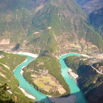 怒江+梅里雪山国家公园+香格里拉+丽江+大理市14日13晚私家团