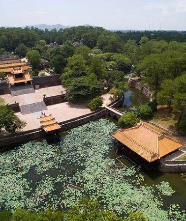 5D4N • 5 days Center Vietnam Package Tour with Danang Hue and Hoian