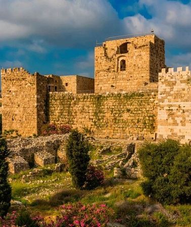 3D2N • 3 days tour package : Jeita grotto-Byblos-Baalbek & Beirut tour
