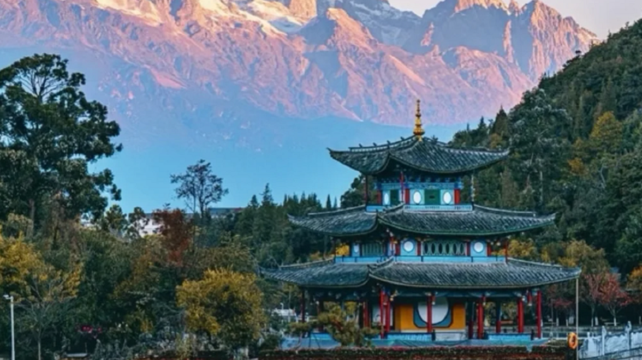 10-day 9-night · Private Tour · Kunming + Dali + Lijiang + Shangri-La· Dali, Shangri-La, Lijiang, Dukezong, Yulong Snow Mountain, Songzanlin Monastery, Tiger Leaping Gorge