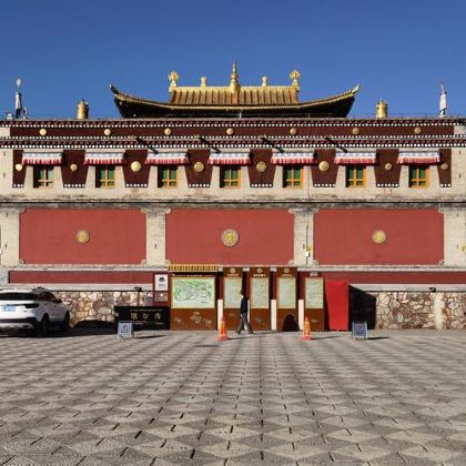 青海西宁+塔尔寺+青海湖4日3晚私家团