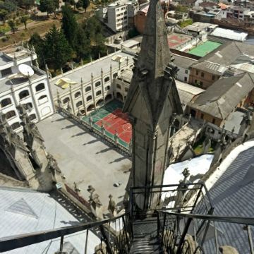 哥伦比亚波哥大+巴拿马巴拿马城+哥斯达黎加圣何塞+厄瓜多尔基多13日12晚私家团