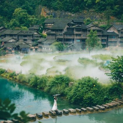 贵阳+黄果树景区+荔波+西江千户苗寨+贵州乌江寨国际旅游度假区5日4晚拼小团